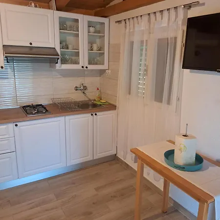 Vikendica Robinson House Sea & Olives Tisno