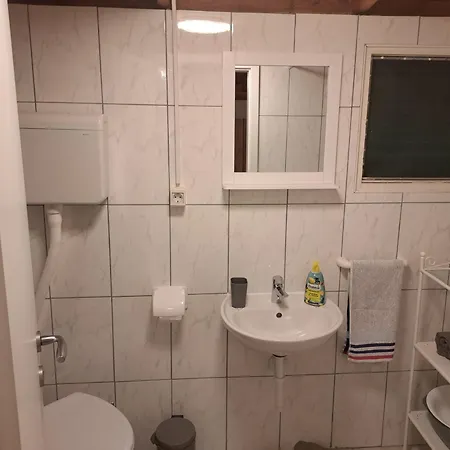 Robinson House Sea & Olives