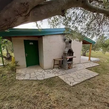 Vikendica Robinson House Sea & Olives