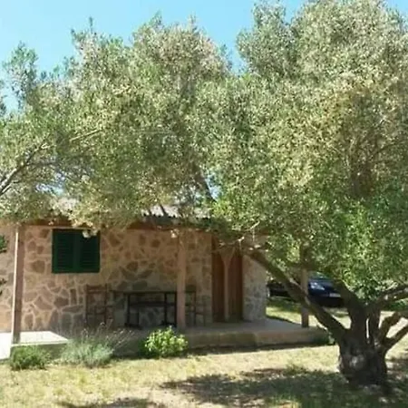 Robinson House Sea & Olives Tisno