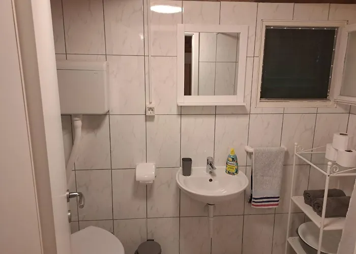 Robinson House Sea & Olives